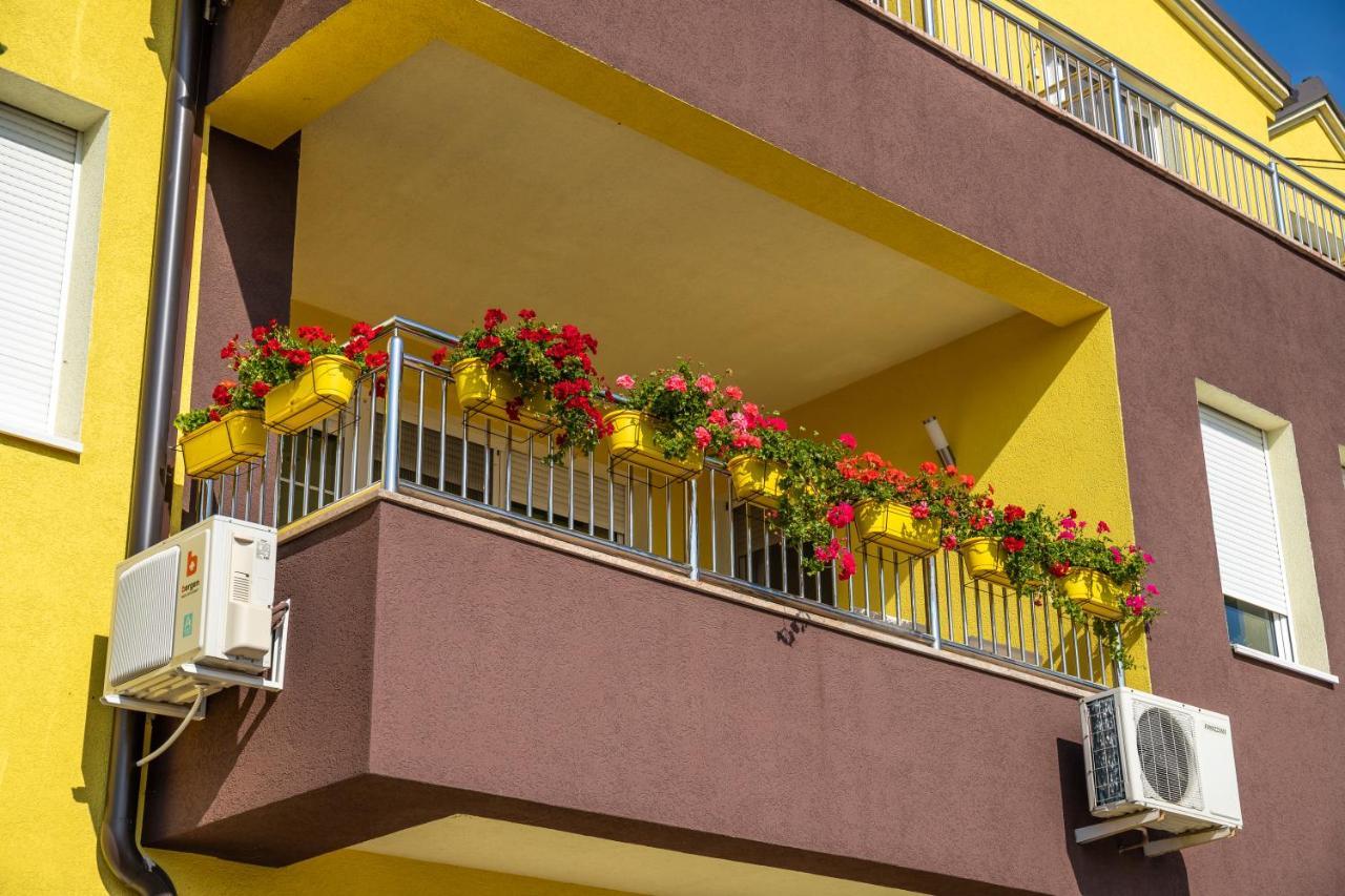 Kalanj Apartmani I Sobe Belgrad Exterior foto